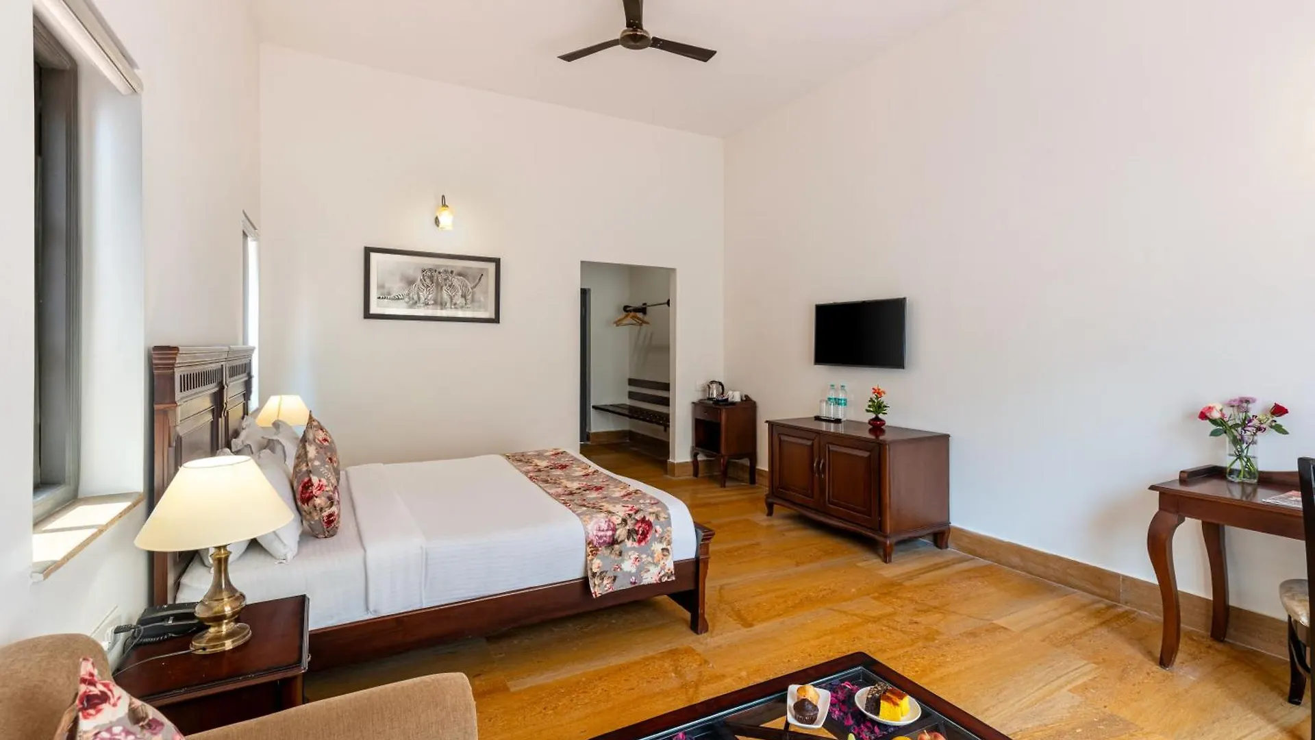 The Hunting Lodge - Luxury Resort In Udaipur Hotel