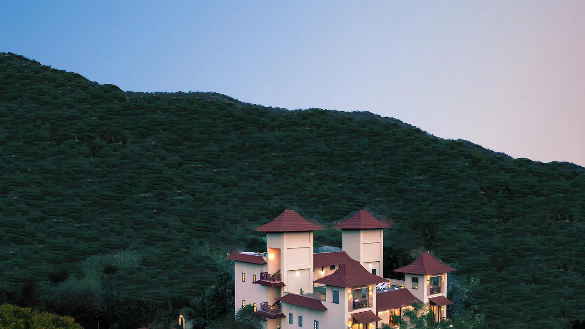 The Hunting Lodge - Luxury Resort In Udaipur