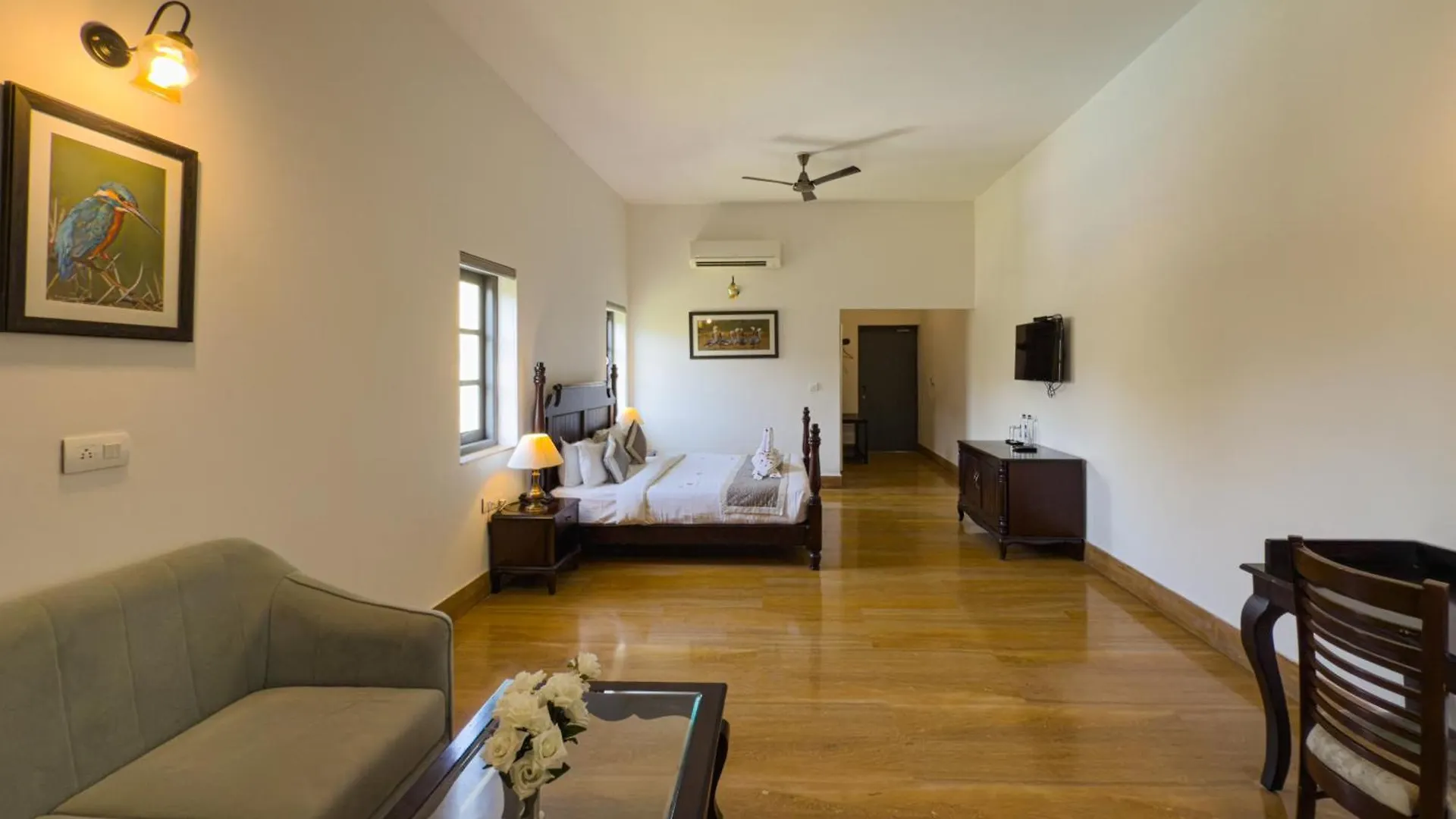 The Hunting Lodge - Luxury Resort In Udaipur