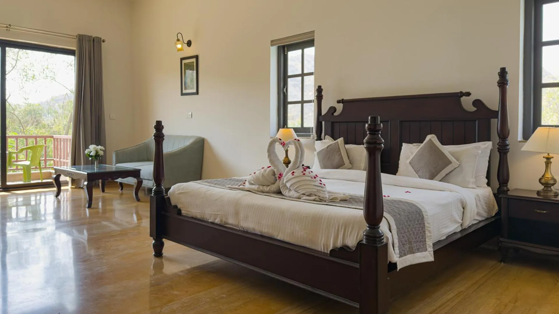 The Hunting Lodge - Luxury Resort In Udaipur Hotel