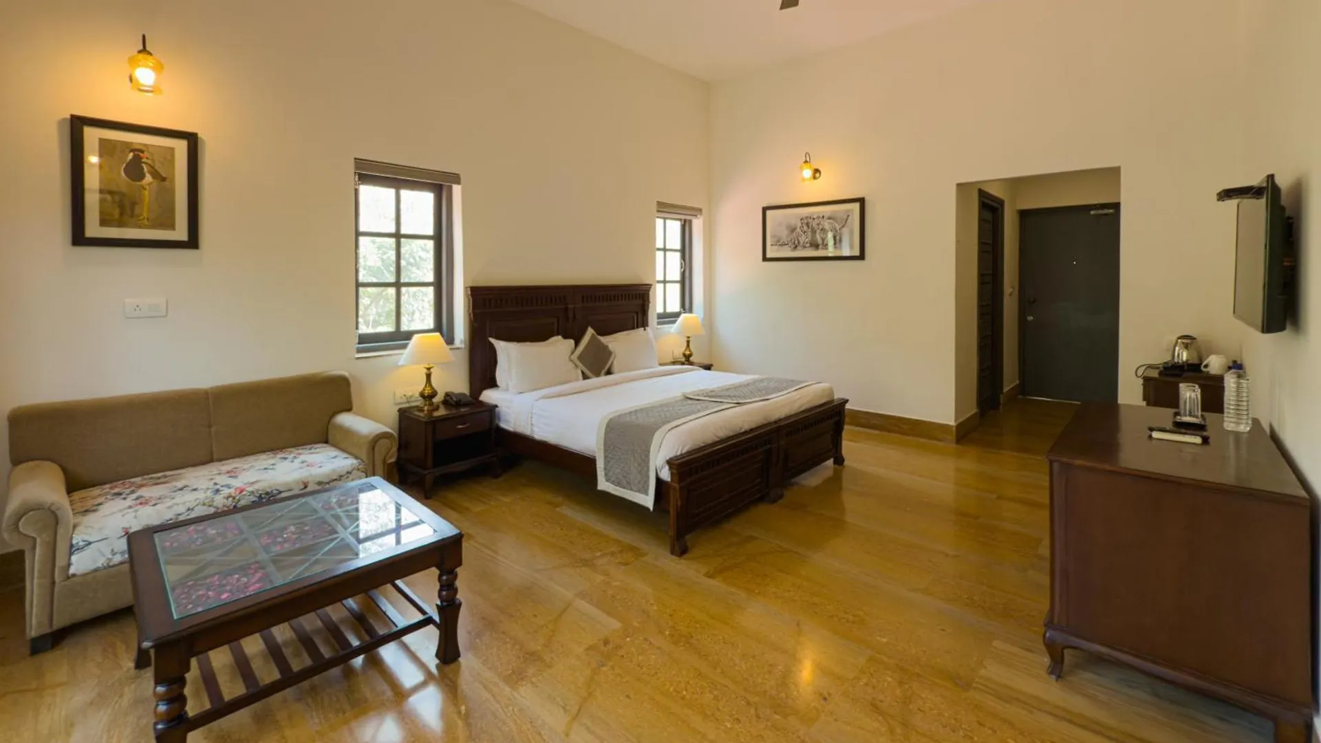 The Hunting Lodge - Luxury Resort In Udaipur