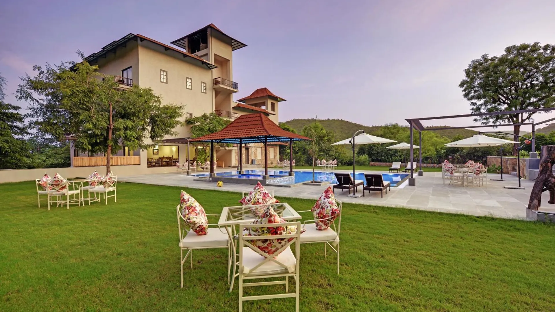 The Hunting Lodge - Luxury Resort In Удайпур