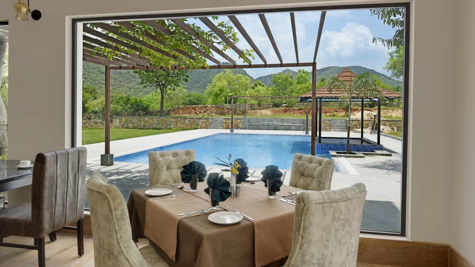 The Hunting Lodge - Luxury Resort In Удайпур 0*,  Индия