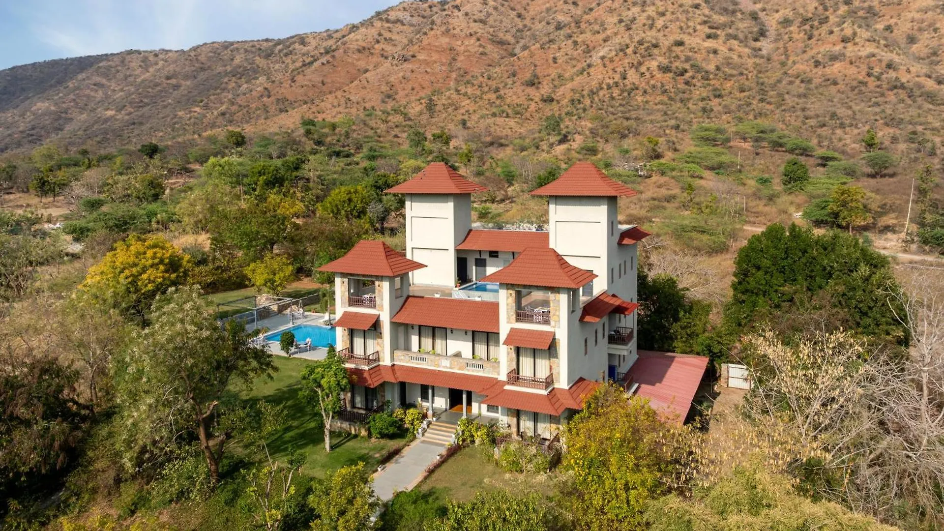 The Hunting Lodge - Luxury Resort In Удайпур Индия